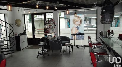 Retail property of 65 m² in MACHECOUL (44270)