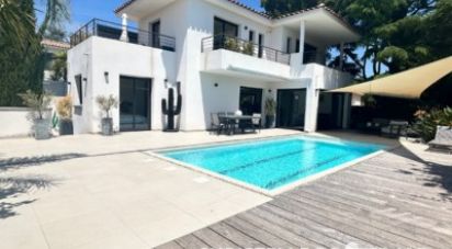 Maison 4 pièces de 110 m² à Sanary-sur-Mer (83110)