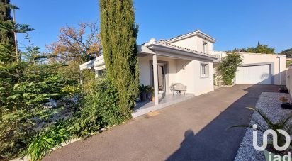 House 5 rooms of 140 m² in La Crau (83260)