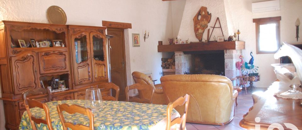 Traditional house 3 rooms of 108 m² in Roquebrune-sur-Argens (83520)