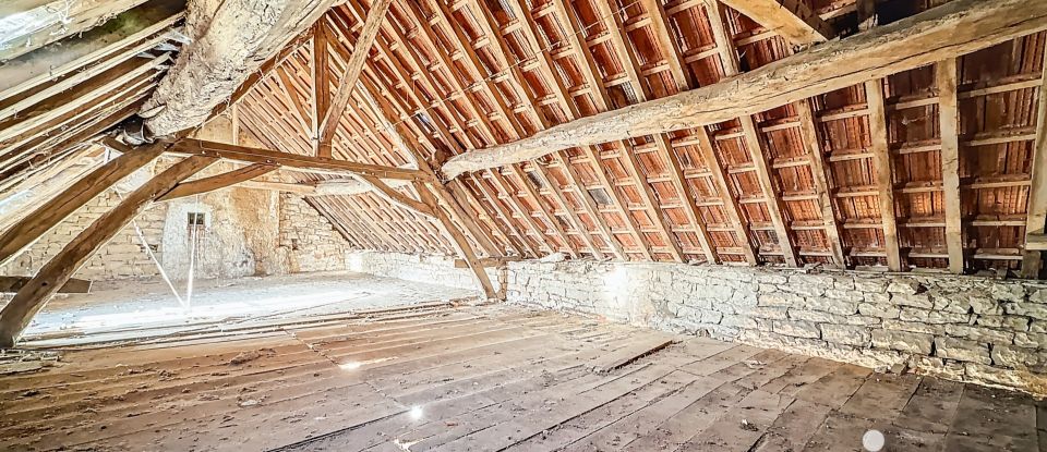 Longère 5 pièces de 160 m² à Voutenay-sur-Cure (89270)