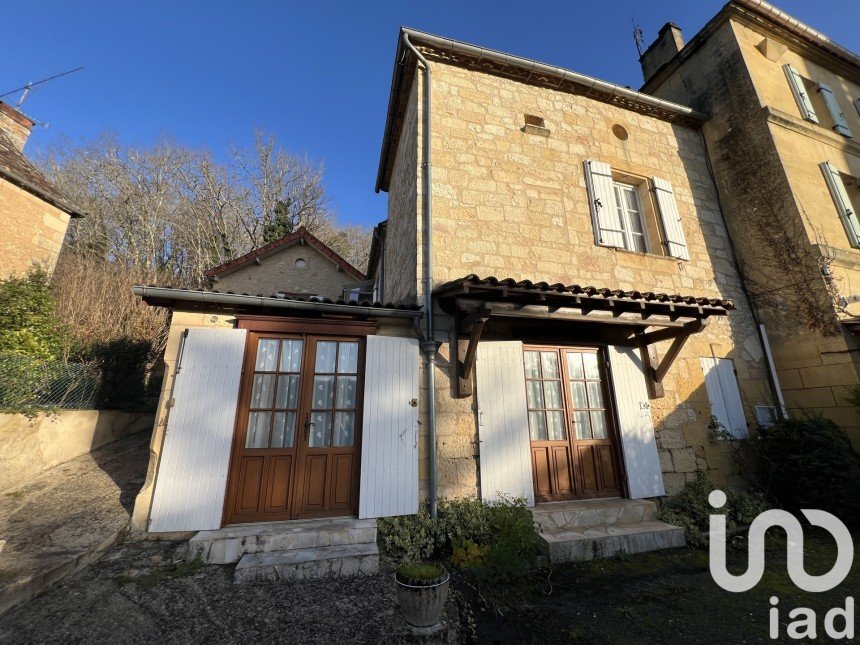 Village house 4 rooms of 83 m² in Couze-et-Saint-Front (24150)