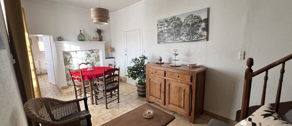 Village house 4 rooms of 83 m² in Couze-et-Saint-Front (24150)