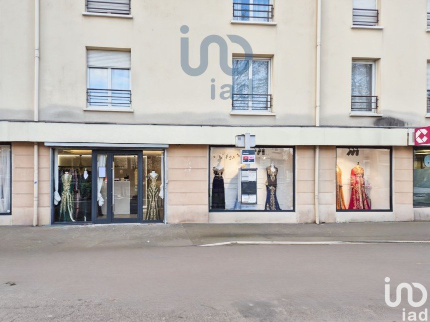 Commercial walls of 136 m² in Aulnay-sous-Bois (93600)