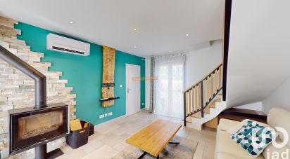 Maison 4 pièces de 91 m² à Mérindol (84360)