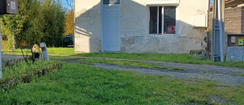 Maison 5 pièces de 90 m² à Les Églisottes-et-Chalaures (33230)