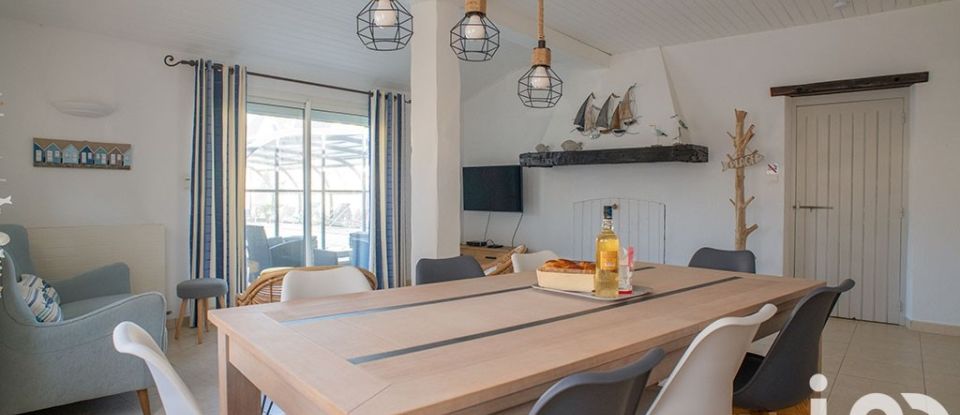 Gîte 8 pièces de 203 m² à Saint-Gilles-Croix-de-Vie (85800)