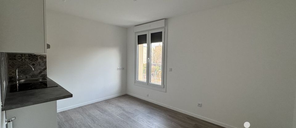 Apartment 2 rooms of 27 m² in Bagneux (92220)