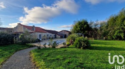 Village house 6 rooms of 167 m² in Foussais-Payré (85240)