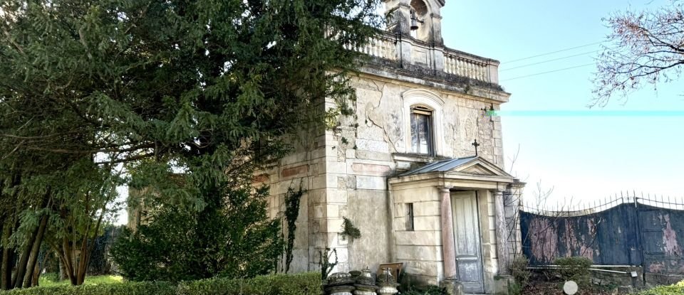 Castle 32 rooms of 1,500 m² in Pierrelatte (26700)