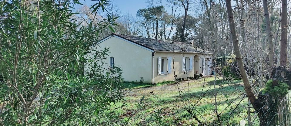 Maison traditionnelle 5 pièces de 105 m² à Réaup-Lisse (47170)