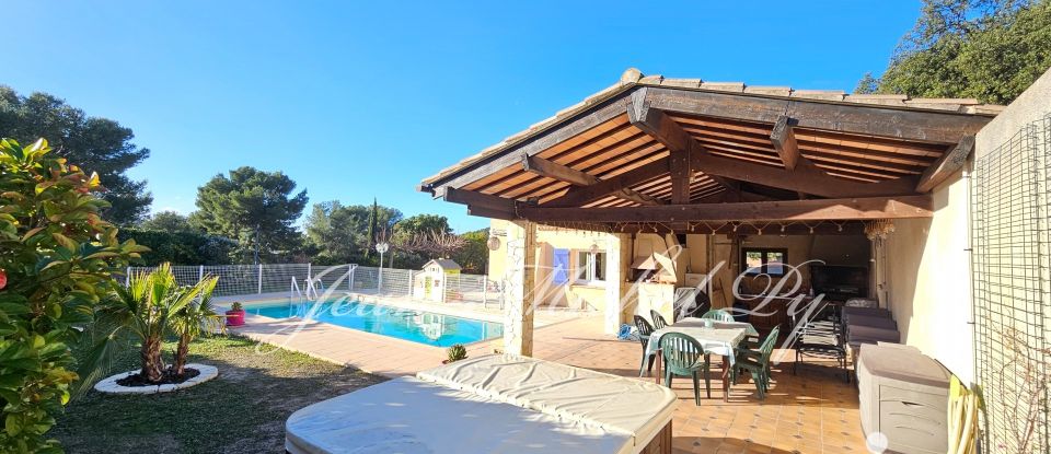 House 8 rooms of 265 m² in La Seyne-sur-Mer (83500)