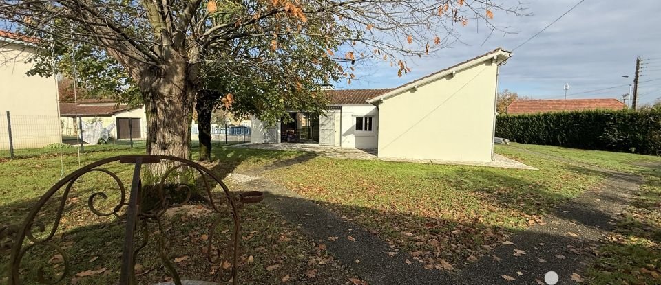 Maison 5 pièces de 86 m² à Abidos (64150)