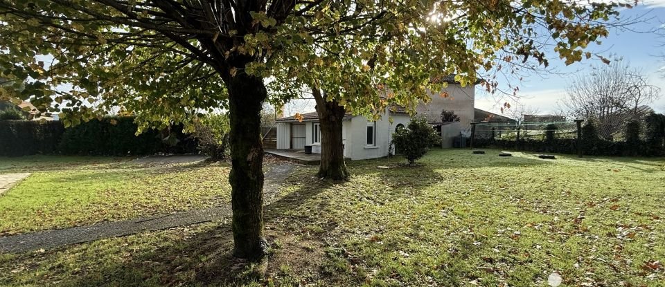 Maison 5 pièces de 86 m² à Abidos (64150)