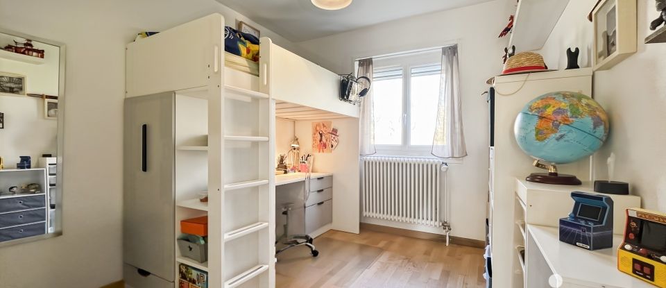 Maison 6 pièces de 113 m² à Lésigny (77150)