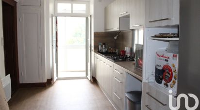 Appartement 2 pièces de 67 m² à Langogne (48300)