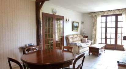 House 4 rooms of 88 m² in Chilleurs-aux-Bois (45170)