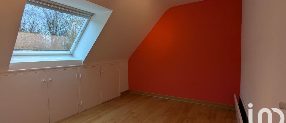 House 7 rooms of 114 m² in Saint-Grégoire (35760)