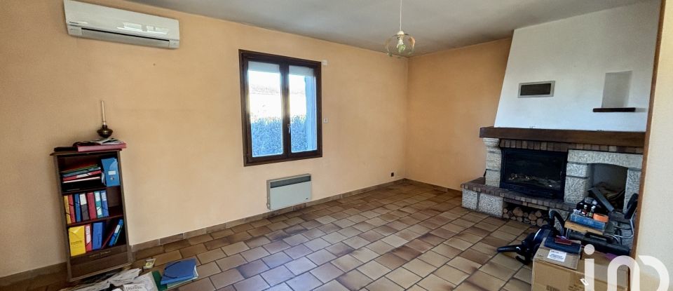 Traditional house 5 rooms of 144 m² in Saint-Sernin (07200)