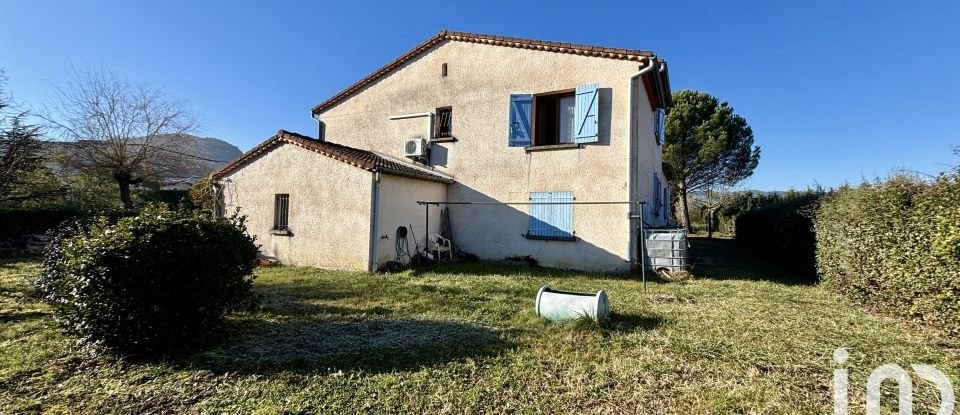 Traditional house 5 rooms of 144 m² in Saint-Sernin (07200)