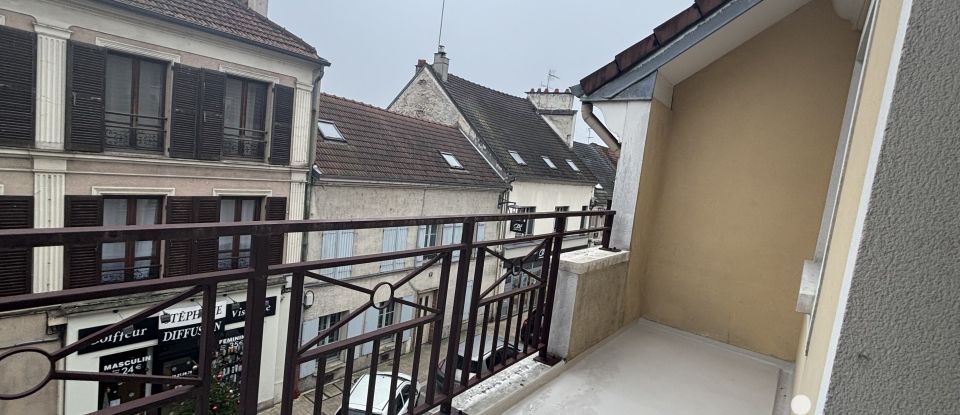 Duplex 3 rooms of 62 m² in Claye-Souilly (77410)