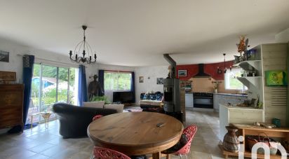 Maison traditionnelle 7 pièces de 125 m² à Avrillé (85440)