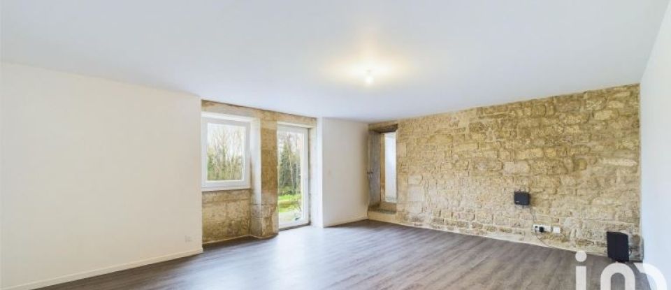 Longère 6 pièces de 132 m² à Chauray (79180)