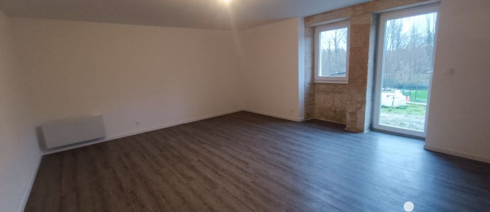 Longère 6 pièces de 132 m² à Chauray (79180)