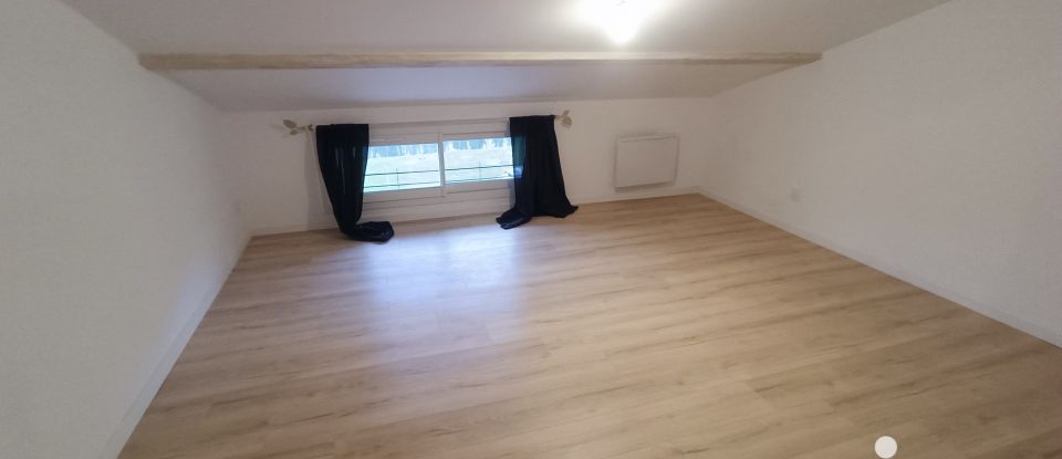 Longère 6 pièces de 132 m² à Chauray (79180)