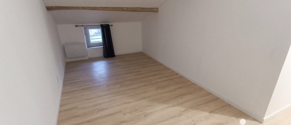 Longère 6 pièces de 132 m² à Chauray (79180)