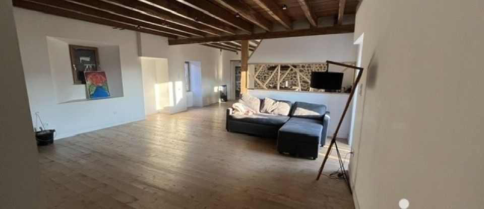 Village house 5 rooms of 132 m² in Pressignac (16150)