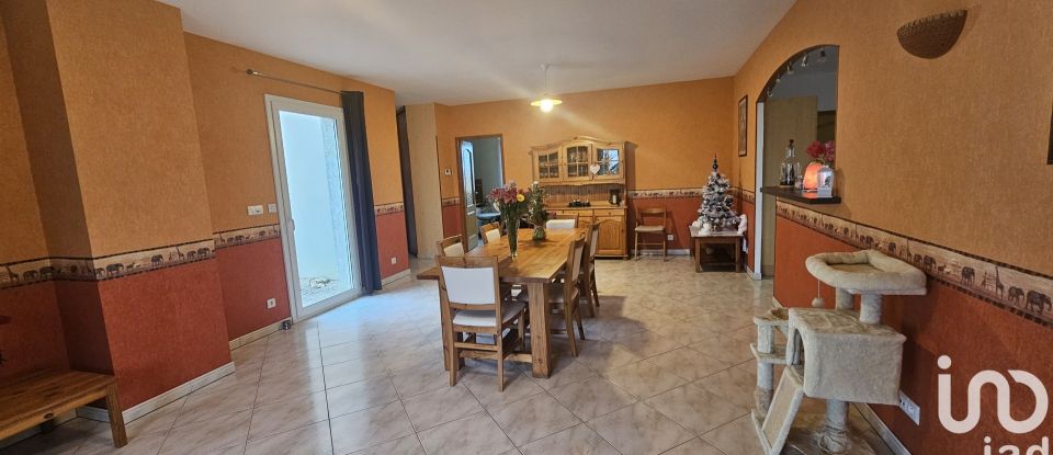 Traditional house 5 rooms of 145 m² in Auradé (32600)