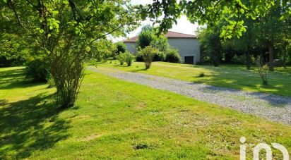 Maison traditionnelle 5 pièces de 160 m² à La Caillère-Saint-Hilaire (85410)