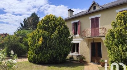 Maison traditionnelle 5 pièces de 166 m² à Tadousse-Ussau (64330)