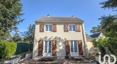 Maison traditionnelle 4 pièces de 104 m² à Saint-Ay (45130)