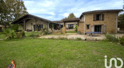 Traditional house 13 rooms of 300 m² in Arthez-d'Armagnac (40190)