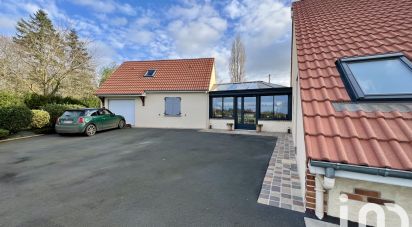 House 7 rooms of 175 m² in Saint-Jean-de-Savigny (50680)