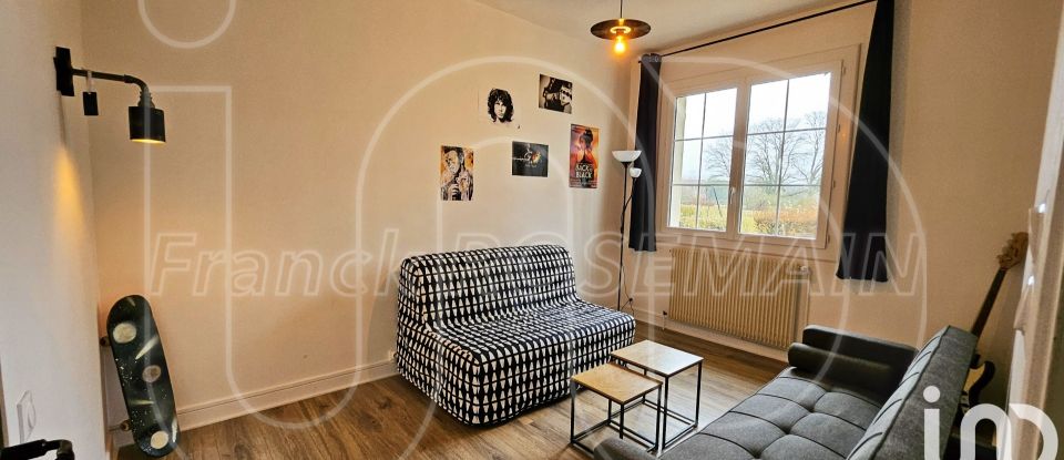 House 8 rooms of 162 m² in Saint-Symphorien-de-Marmagne (71710)