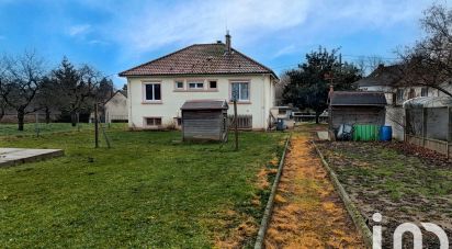 House 4 rooms of 95 m² in Domérat (03410)