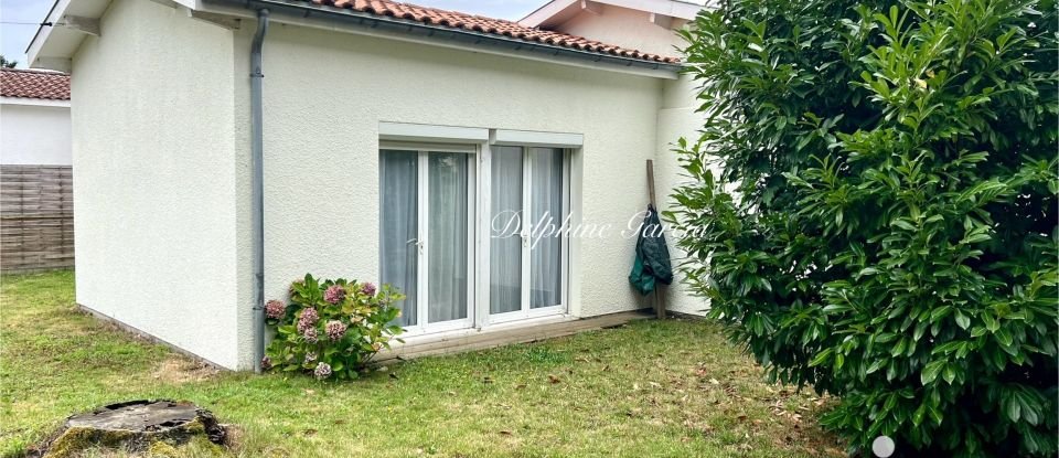 House 3 rooms of 63 m² in Salles (33770)