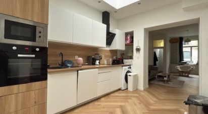 Maison 5 pièces de 107 m² à Roubaix (59100)