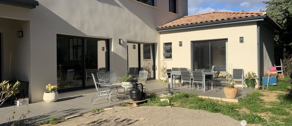 House 5 rooms of 164 m² in Narbonne (11100)