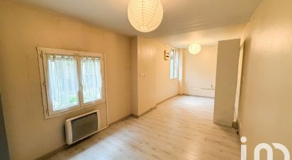 Town house 4 rooms of 80 m² in Follainville-Dennemont (78520)