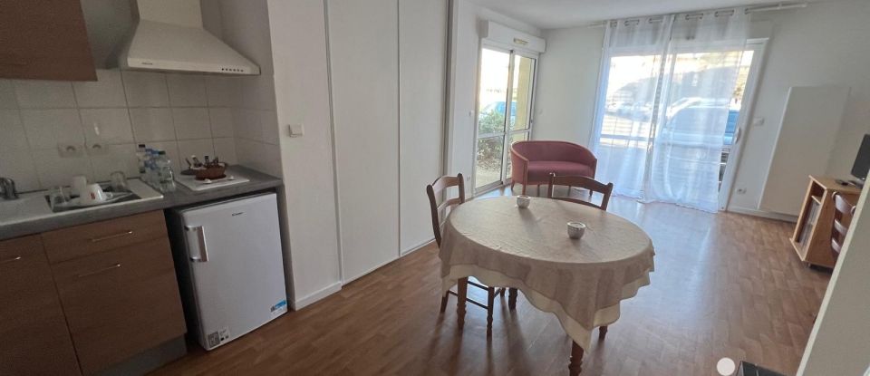 Appartement 2 pièces de 53 m² à Niort (79000)