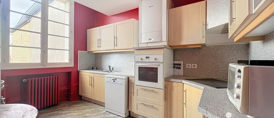 Appartement 7 pièces de 180 m² à Sainte-Menehould (51800)