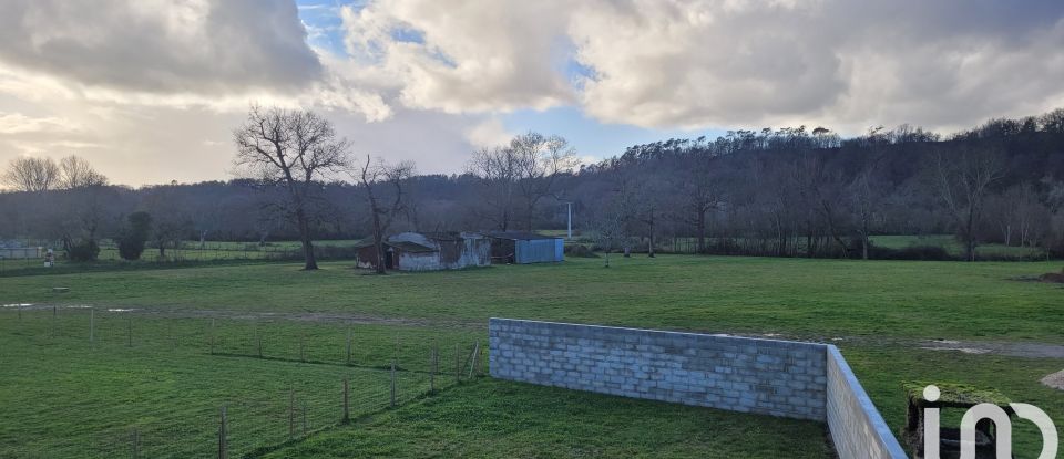 Maison traditionnelle 5 pièces de 129 m² à Les Peintures (33230)