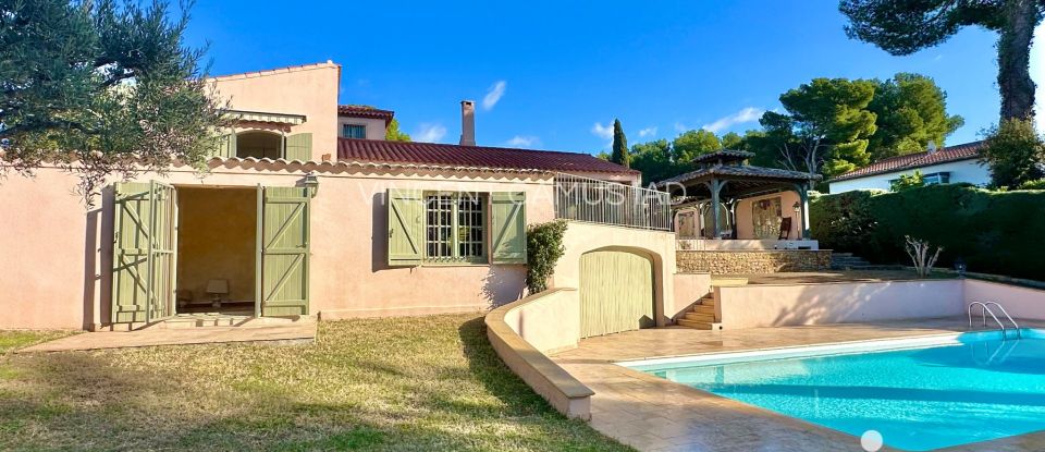 Maison 6 pièces de 295 m² à Sanary-sur-Mer (83110)