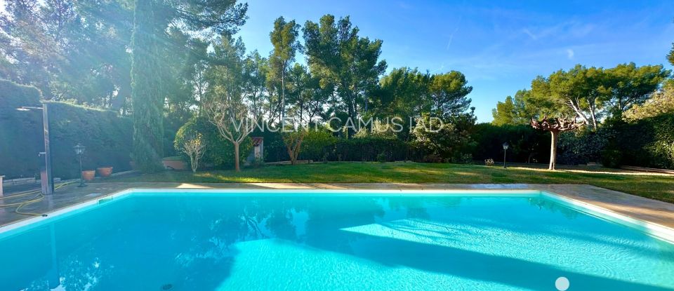 Maison 6 pièces de 295 m² à Sanary-sur-Mer (83110)