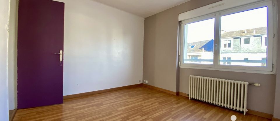 Appartement 3 pièces de 75 m² à Saint-Brieuc (22000)