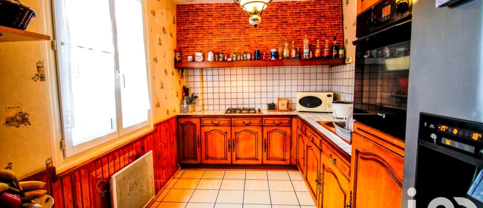 Traditional house 5 rooms of 100 m² in Bueil (27730)